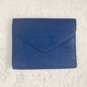 VINTAGE Bright Blue Snakeskin Embossed Clutch Purse
